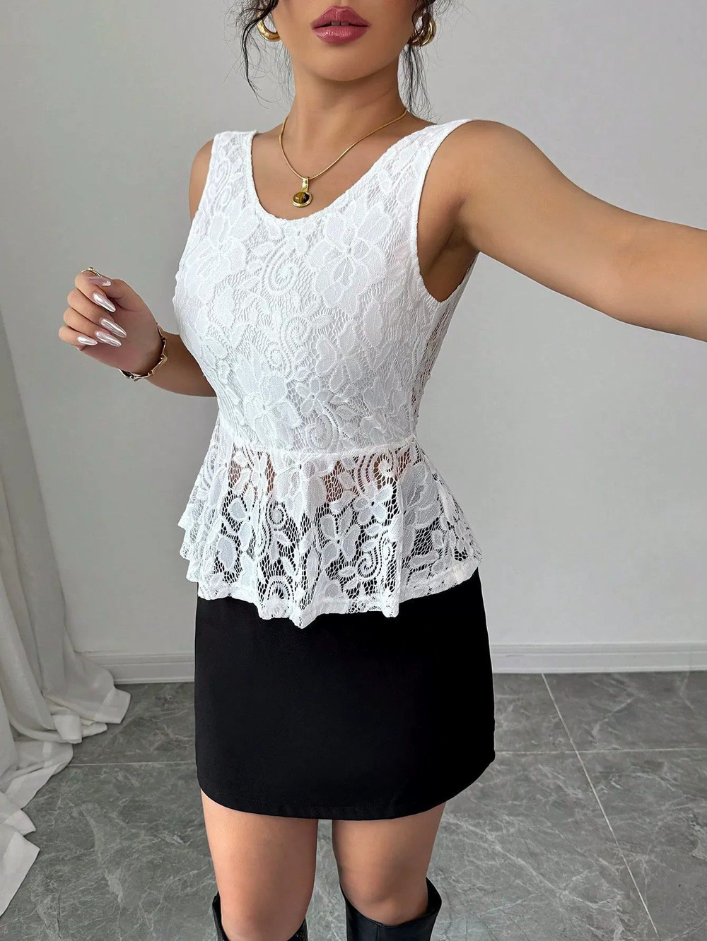 Zara Summer Lace Backless Sleeveless Cami - Picture 4 of 6